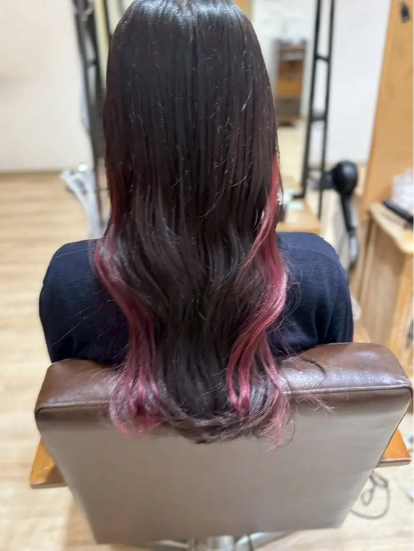 セミロング ヘアカラー 三輪 あおいのヘアスタイル