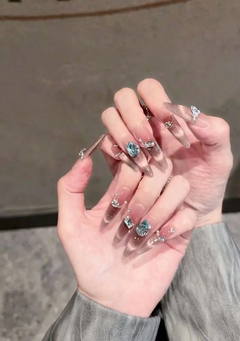 ネイル ハンドネイル ハンドケア ちごみ Novaのネイルデザイン