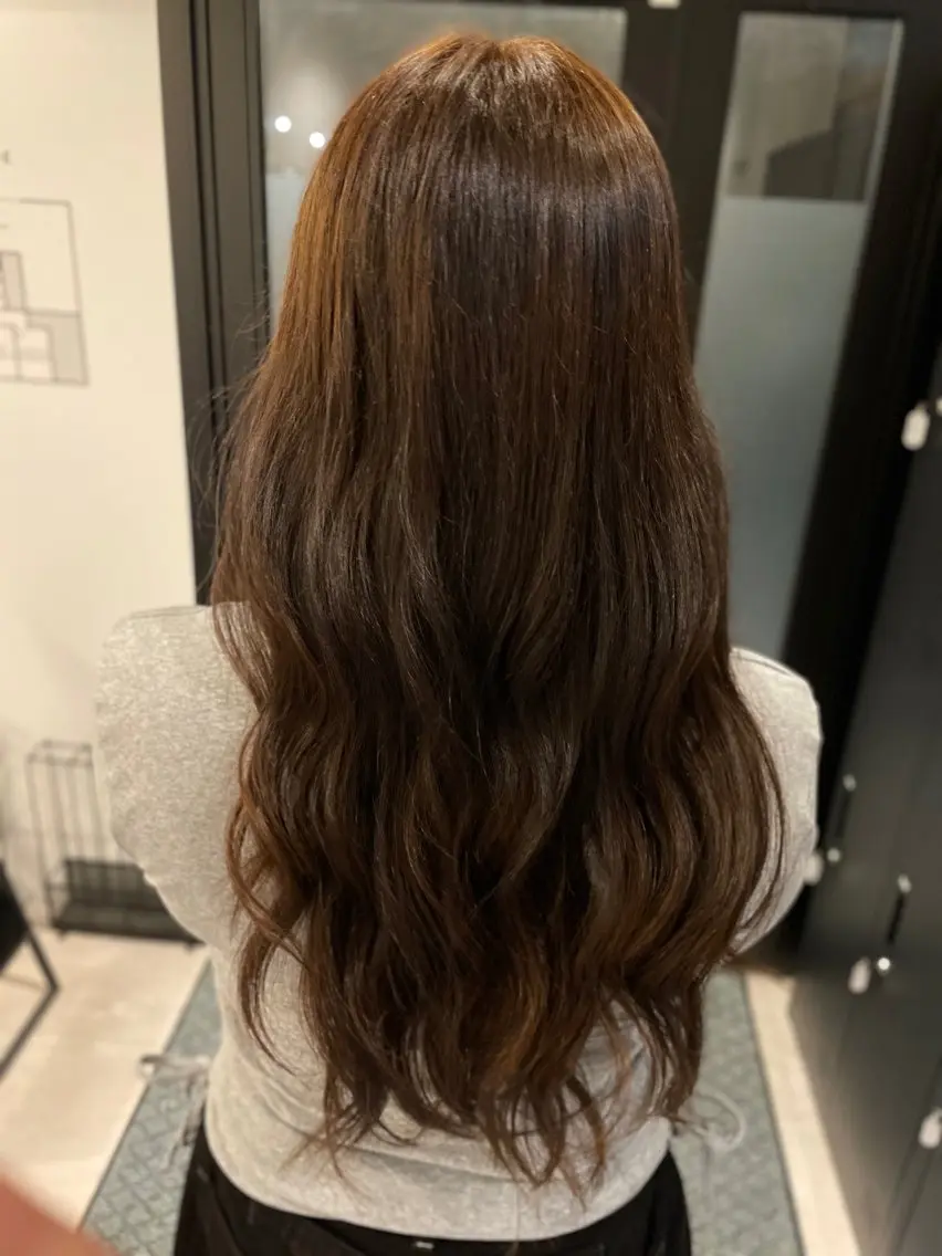 ロング ヘアカラー La fith/ Renoのヘアスタイル