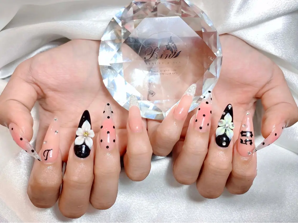 ネイル オーロラネイル ブルー フットネイル ジェルネイル 氷ネイル・うるうるネイル ハンドネイル Rin Nail 新大久保店のネイルデザイン