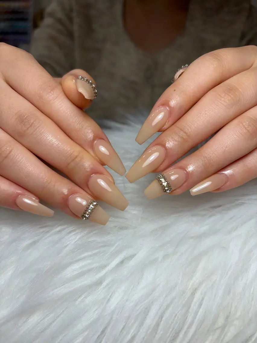 ネイル アートネイル 長さ出し ジェルネイル マグネットネイル ニュアンスネイル ハンドネイル Cloudy Chan Nailのネイルデザイン