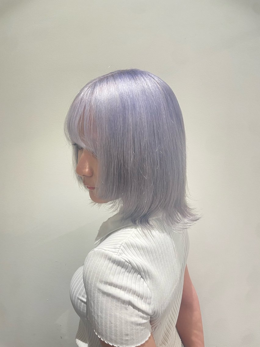 ショート カラー ブリーチ ヘアカラー 複雑履歴/縮毛矯正 ブリーチ/ikiRuのヘアスタイル