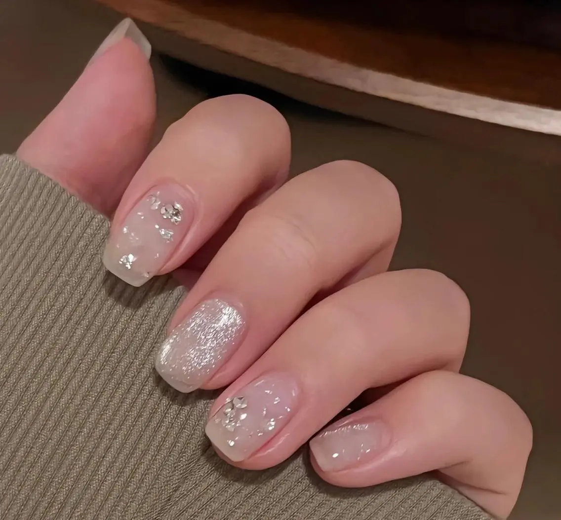 ❥【新規限定】マグネットネイルワンカラー☆ケア込☆ ❤パーツ2本付き❤マグネット100色可選❤一色追加500の写真