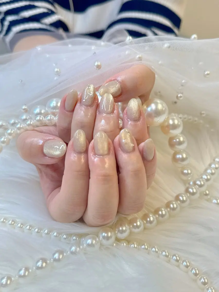 ネイル フットネイル フレンチネイル ジェルネイル ガラスフレンチ キラキラネイル Queeens nailのネイルデザイン