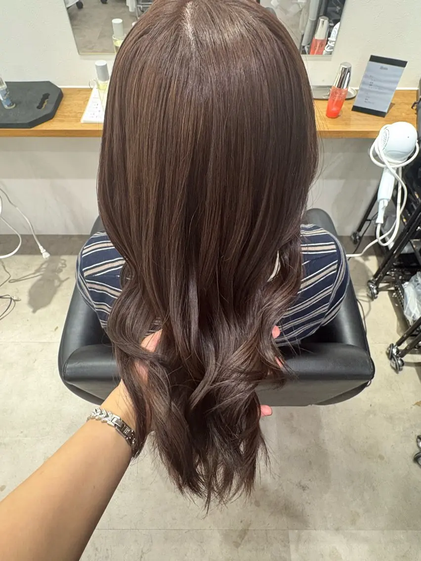 ロング カラー ヘアカラー トリートメント Sakura / ETOILE+のヘアスタイル