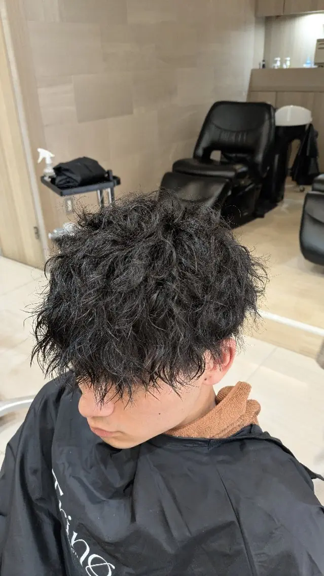パーマ スパイラルパーマ 富岡輝/横浜天王町 ブリーチのヘアスタイル