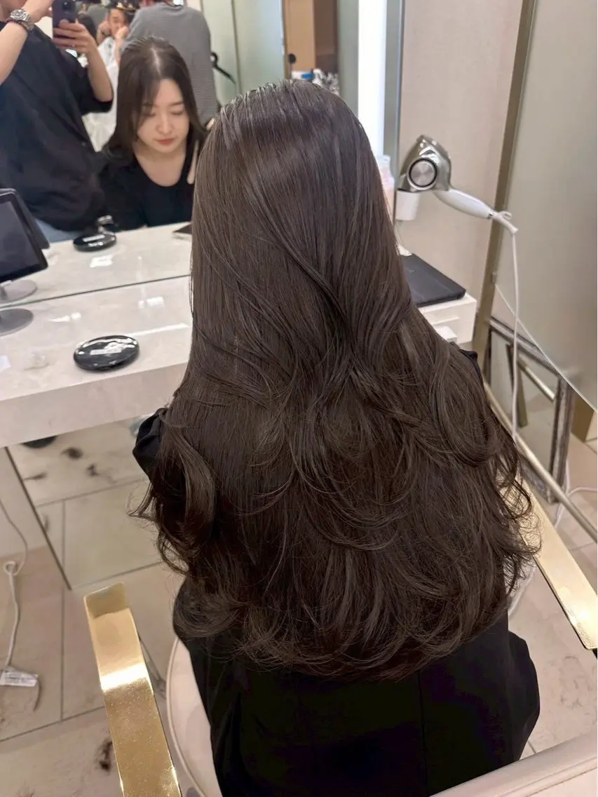 ロング カラー ヘアカラー 🫧RYOグレージュ /透け感カラー🫧のヘアスタイル