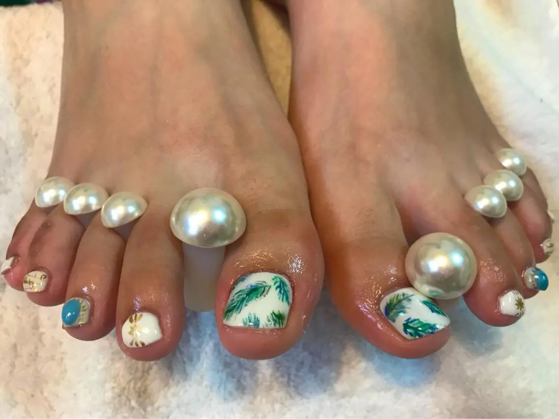 ネイル フットネイル ハンドネイル GéRanium Harukaのネイルデザイン