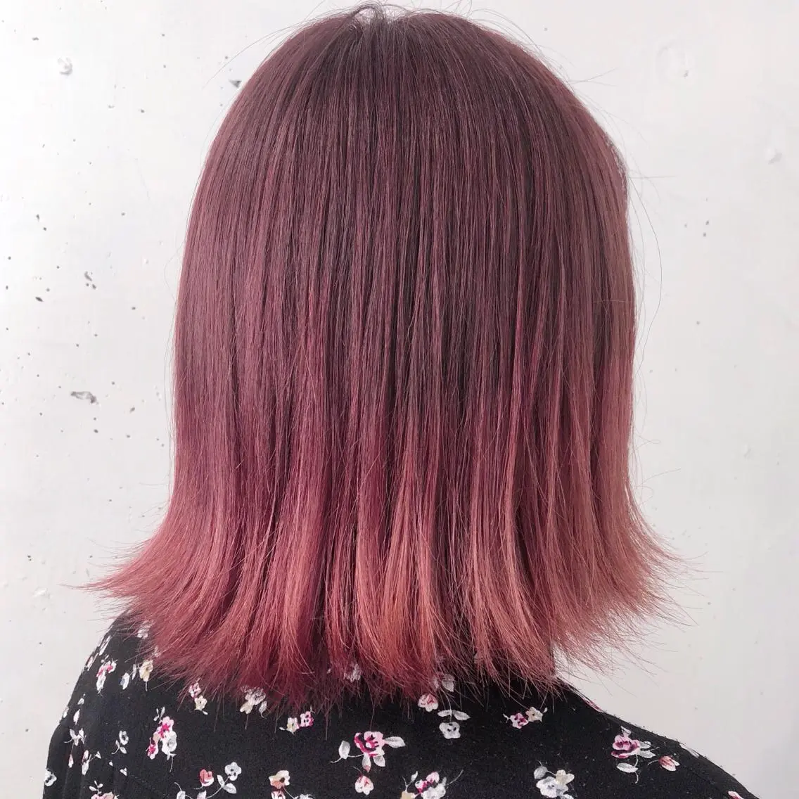 ミディアム カラー パーマ ヘアアレンジ 八巻 晴香のヘアスタイル