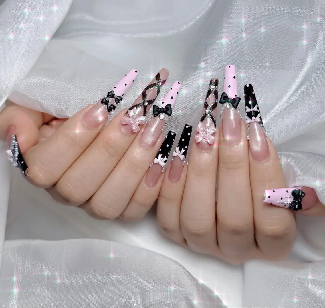 ネイル アートネイル フレンチネイル ジェルネイル 韓国ネイル マグネットネイル ハンドネイル Lenie Nail Okuboのネイルデザイン