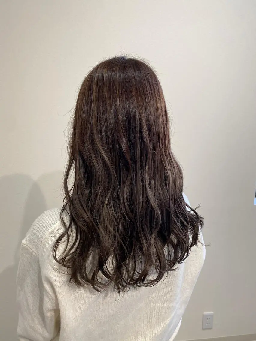 【学割U24】カット+透明感カラー+美髪トリートメントの写真