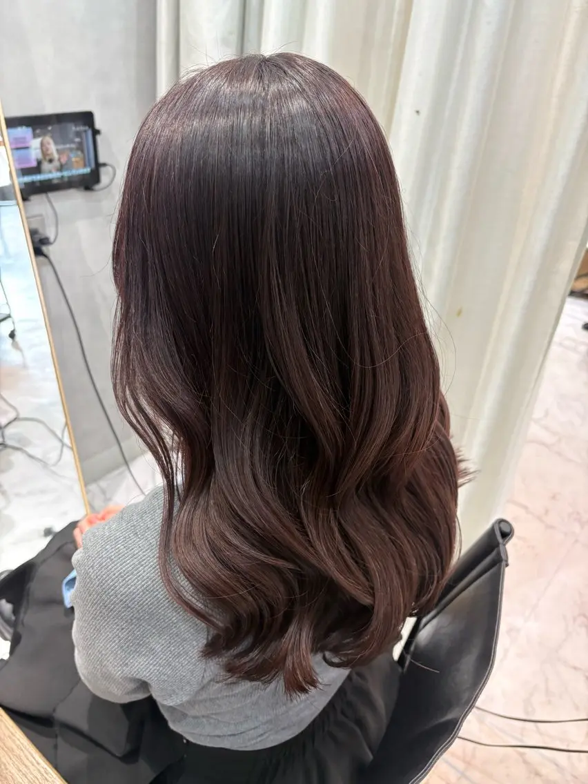 ロング カラー ヘアカラー 透明感カラー 🩵ྀིさきのヘアスタイル