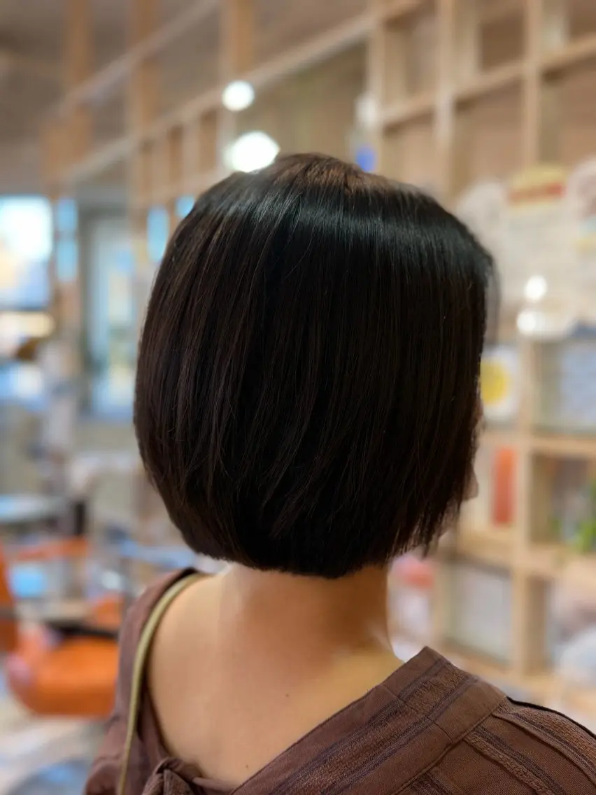ショート 切りっぱなしボブ ボブ レイヤーカット asha 神戸店 米村のヘアスタイル