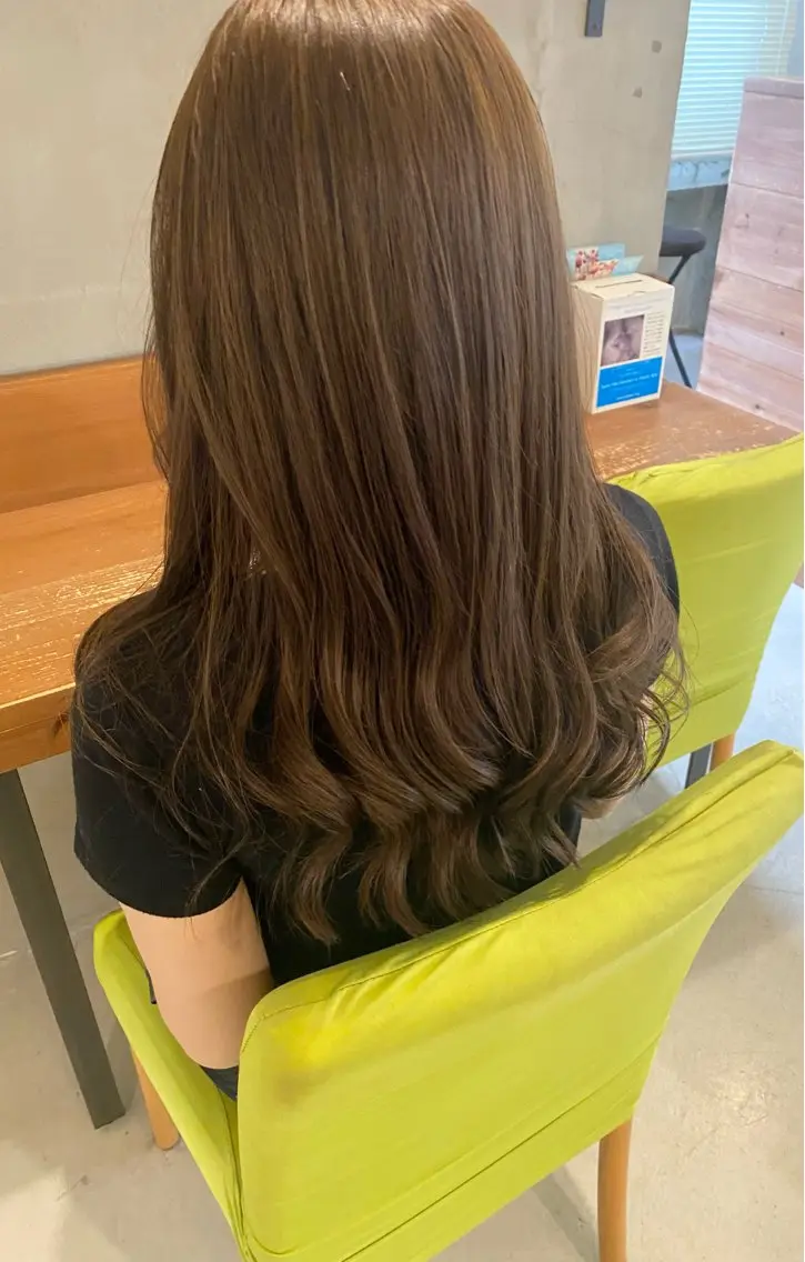ミディアム 内野 友貴のヘアスタイル