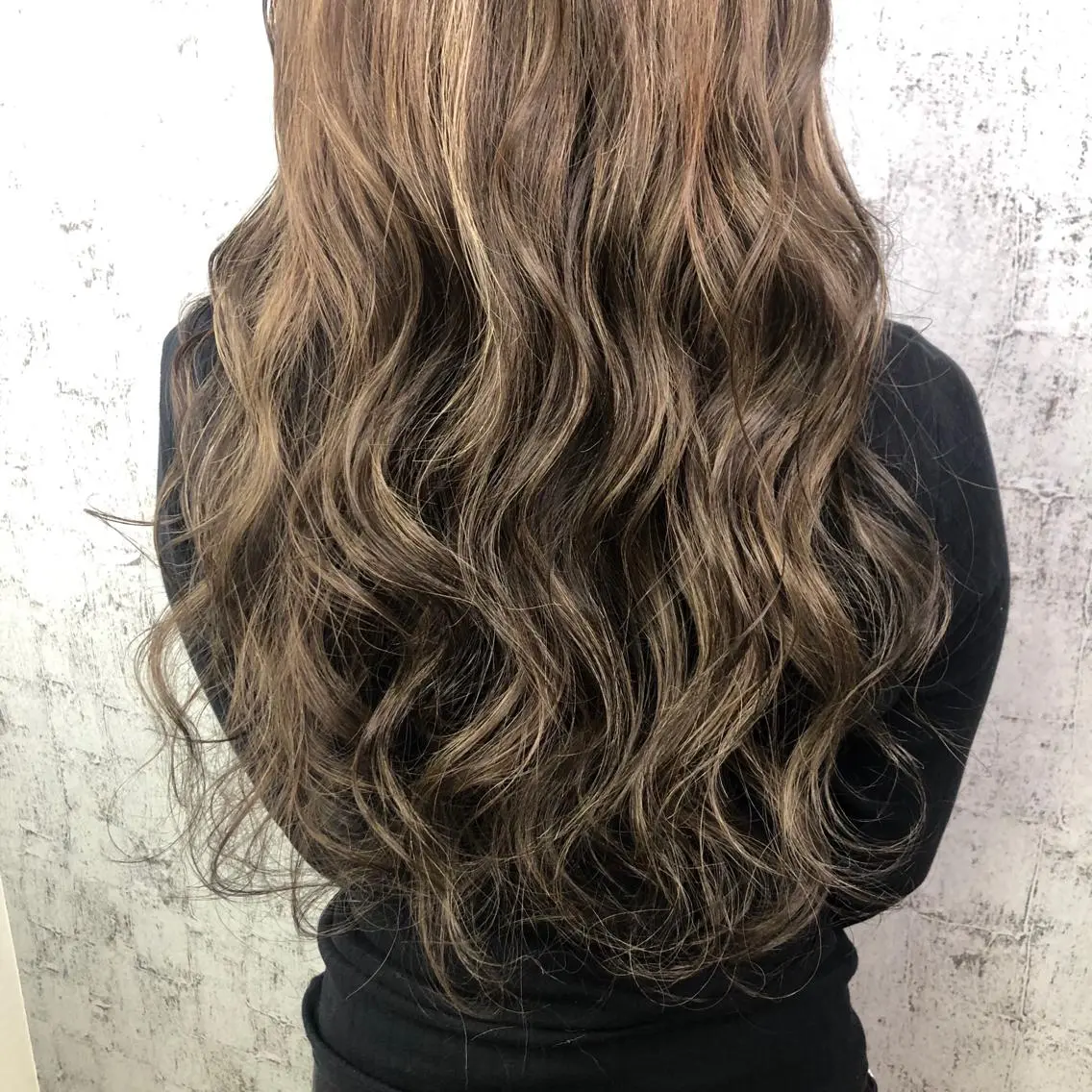 ロング カラー ベージュカラー ハイライトカラー ハイライト 小顔レイヤー/ ベージュ🤍Rieのヘアスタイル