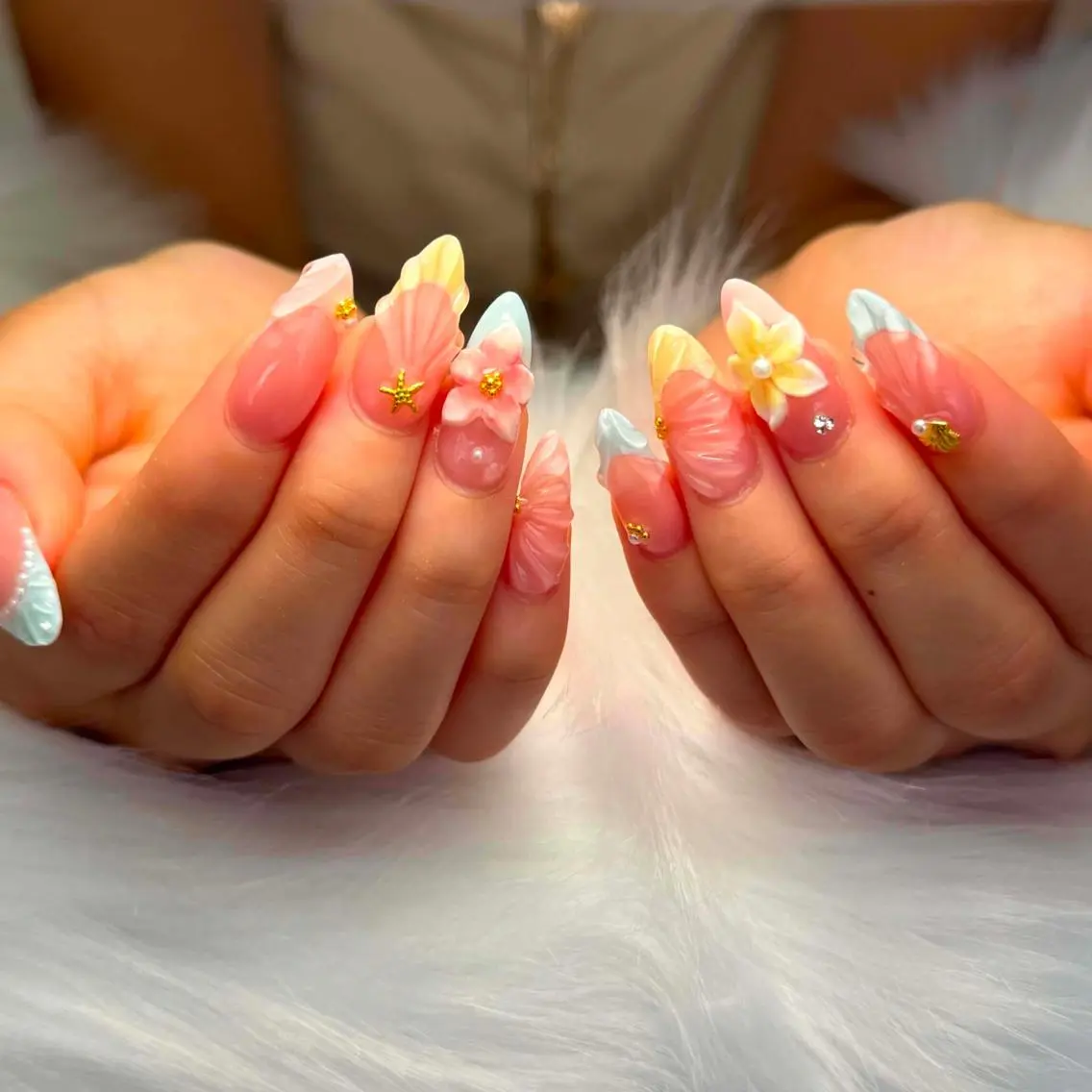 ネイル クリアネイル 韓国ネイル ロングネイル 持ち込み シルバー Melia Nail Nambaのネイルデザイン