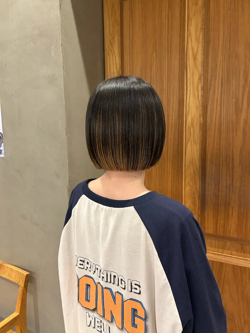 【レディースカット‪✂︎‬】  レイヤー/ミディアム/ボブ/切りっぱなしボブ/ショートボブ/ショートの写真