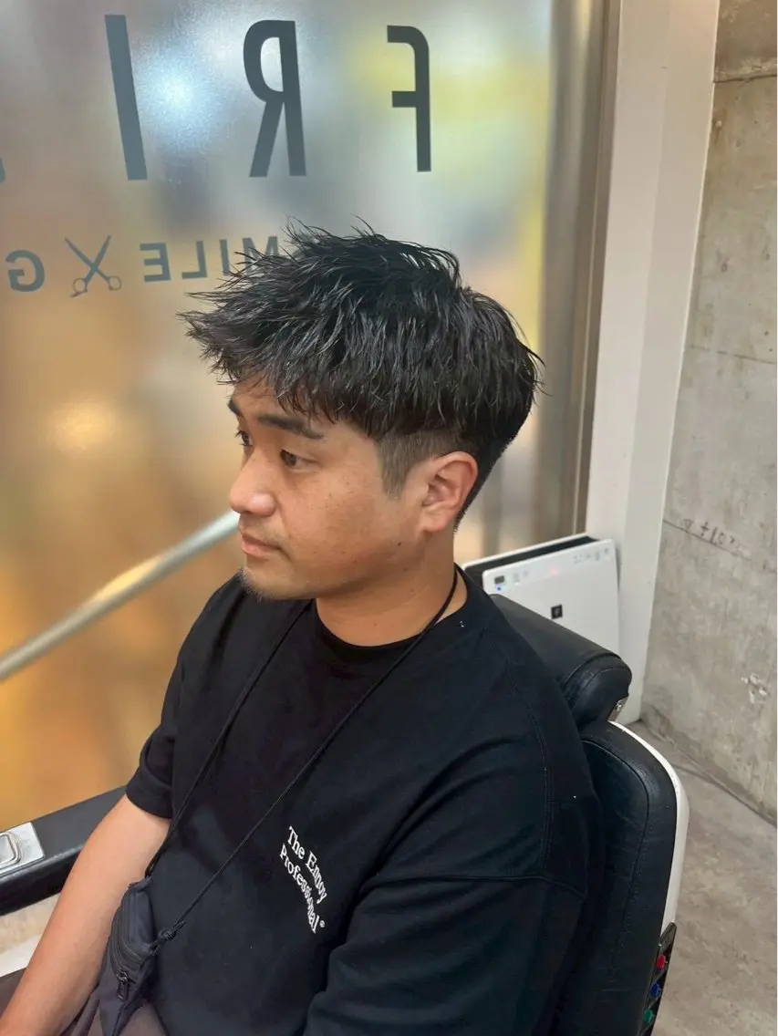ショート パーマ メンズ 佐々木 優人のヘアスタイル