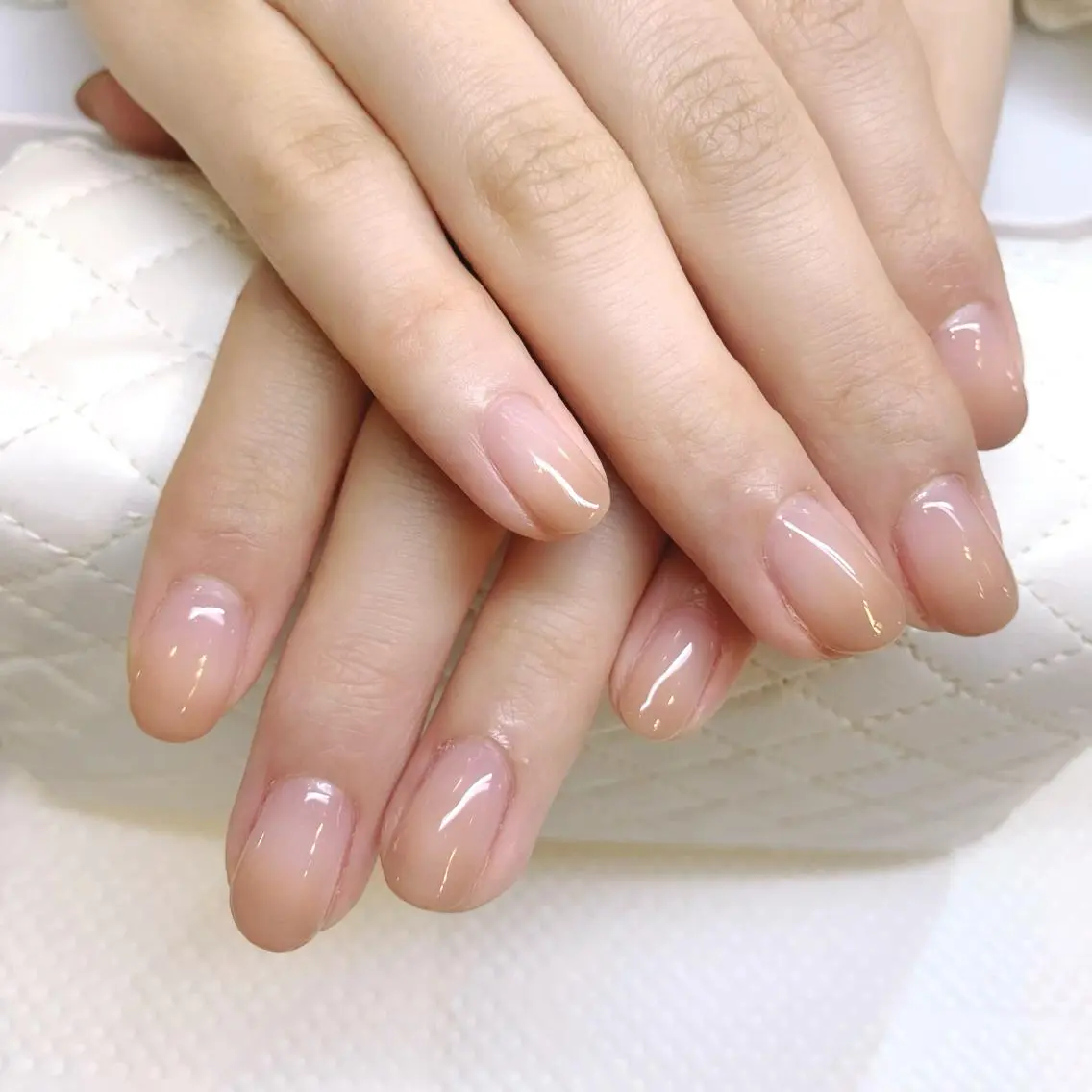 ネイル リスブラン🌱 IKUMIのネイルデザイン