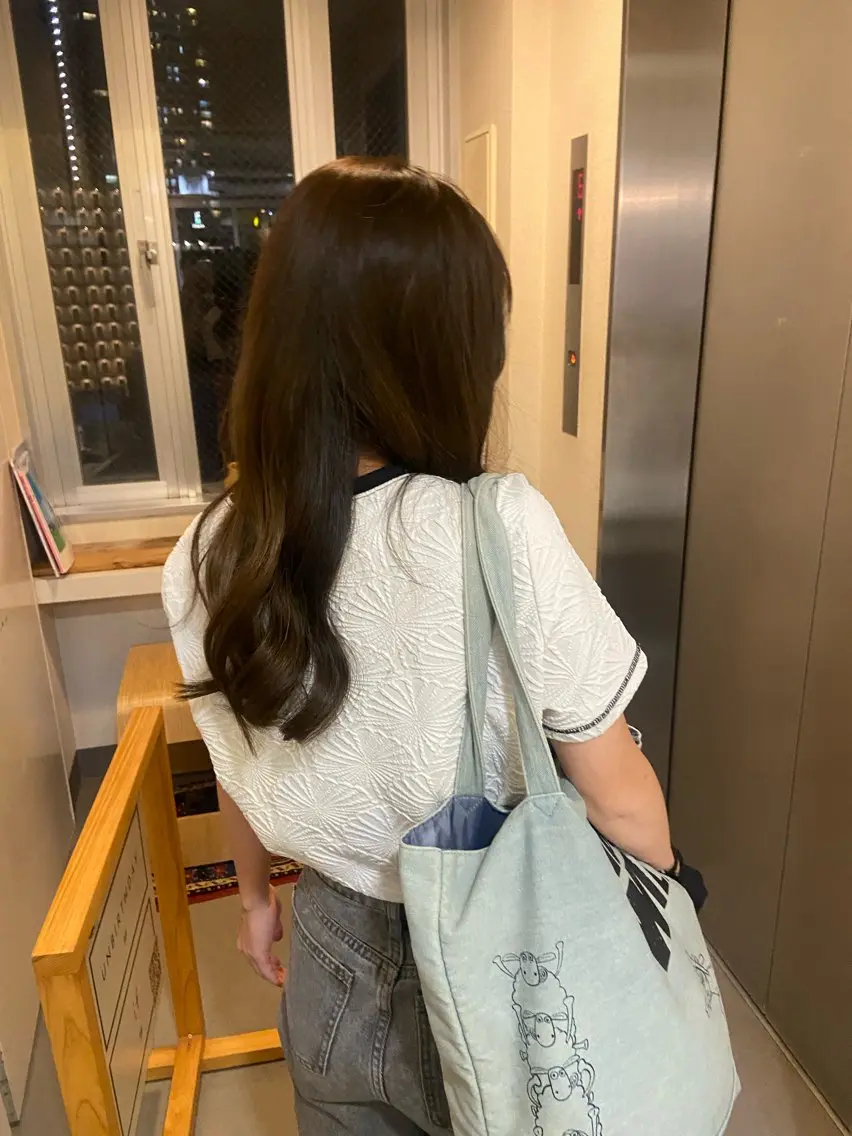 カラー 透明感カラー UNBIRTHDAY いずみのヘアスタイル