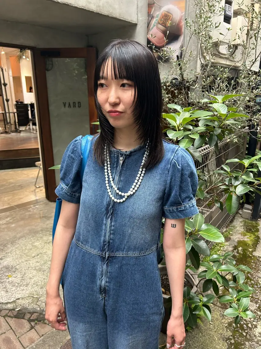 セミロング カット ヘアカラー 金田 夏野のヘアスタイル