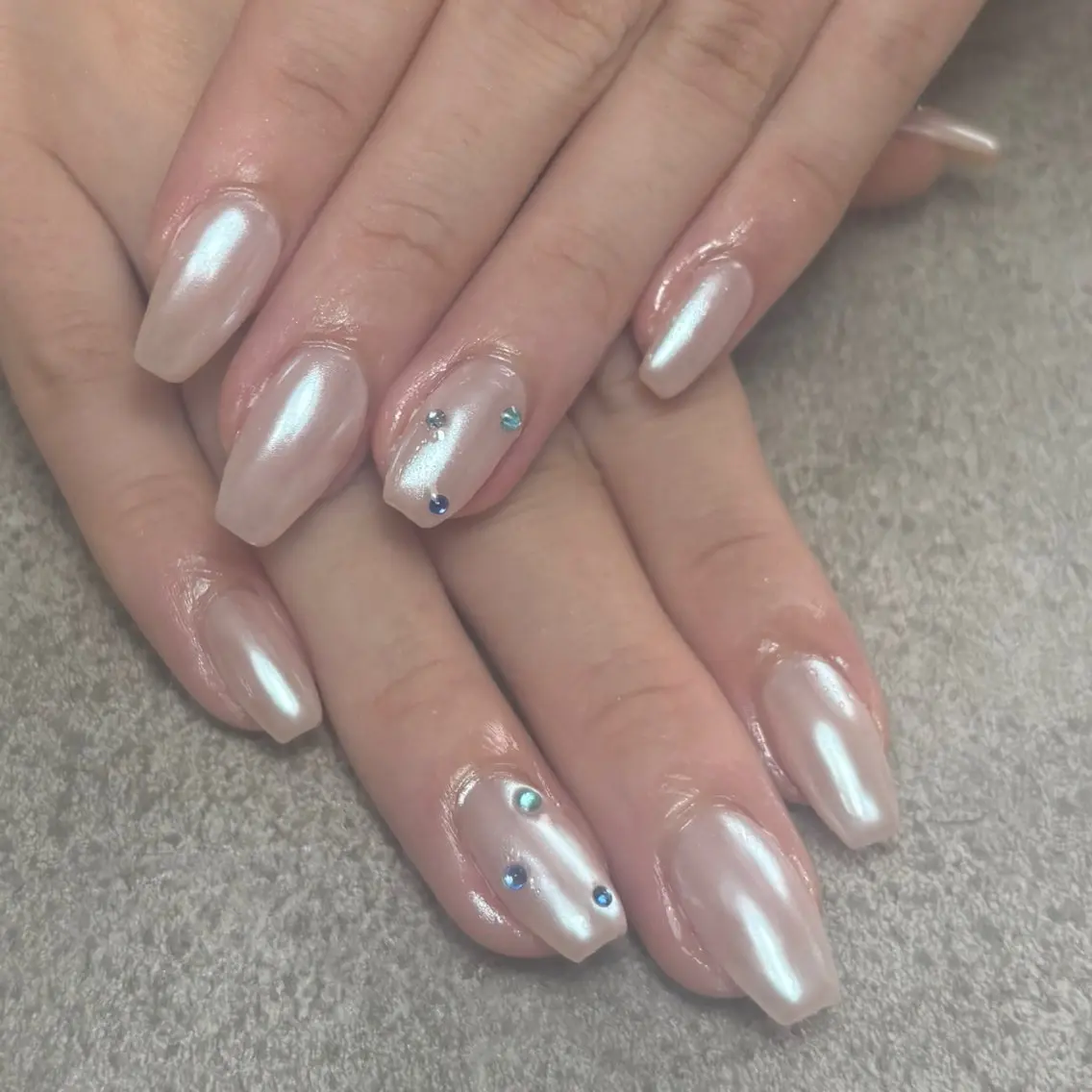 ネイル ハンドネイル nailroom DIASOMNIAのネイルデザイン