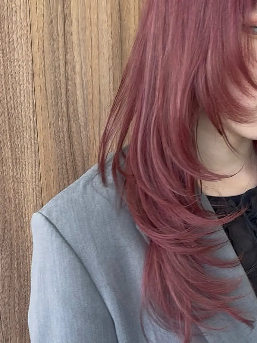 ロング カラー ブリーチ ピンクカラー レイヤーカット カット ヘアカラー トリートメント 【透明感カラー】/ 【レイヤー】保坂拓也のヘアスタイル