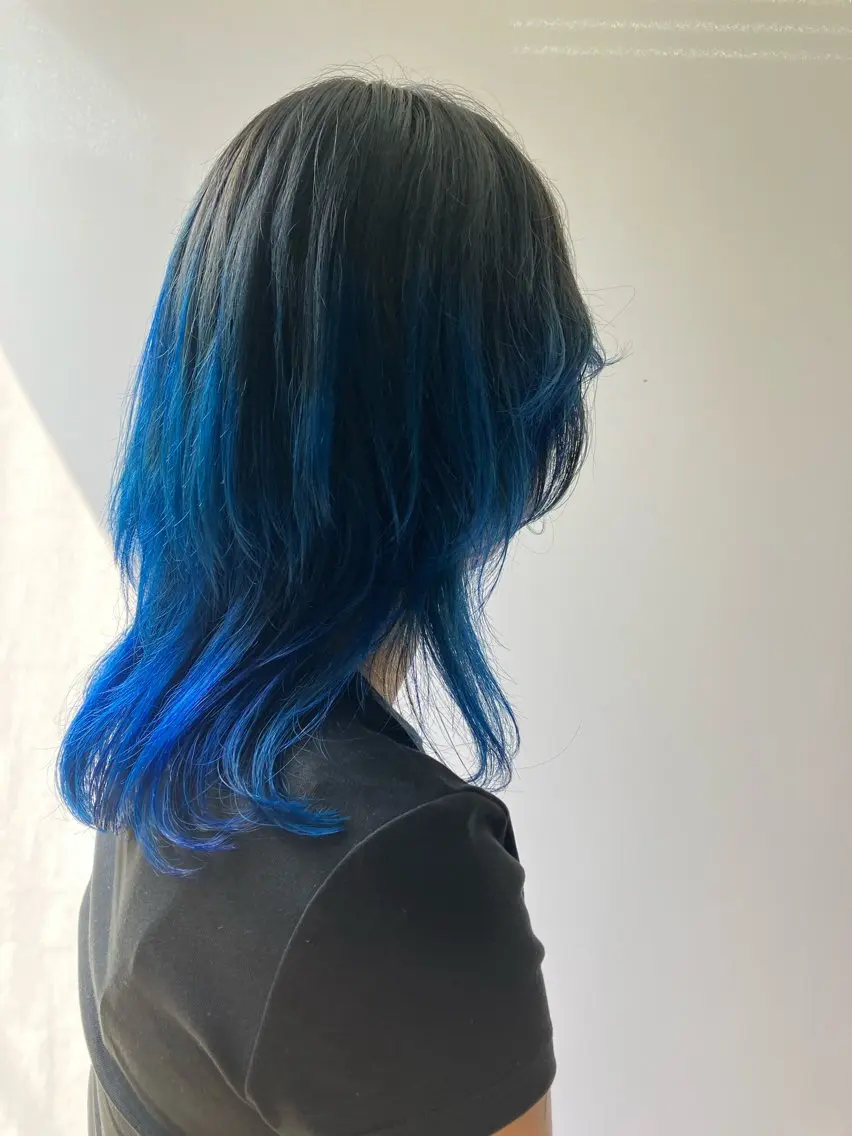 セミロング カラー デザインカラー 原 梢のヘアスタイル