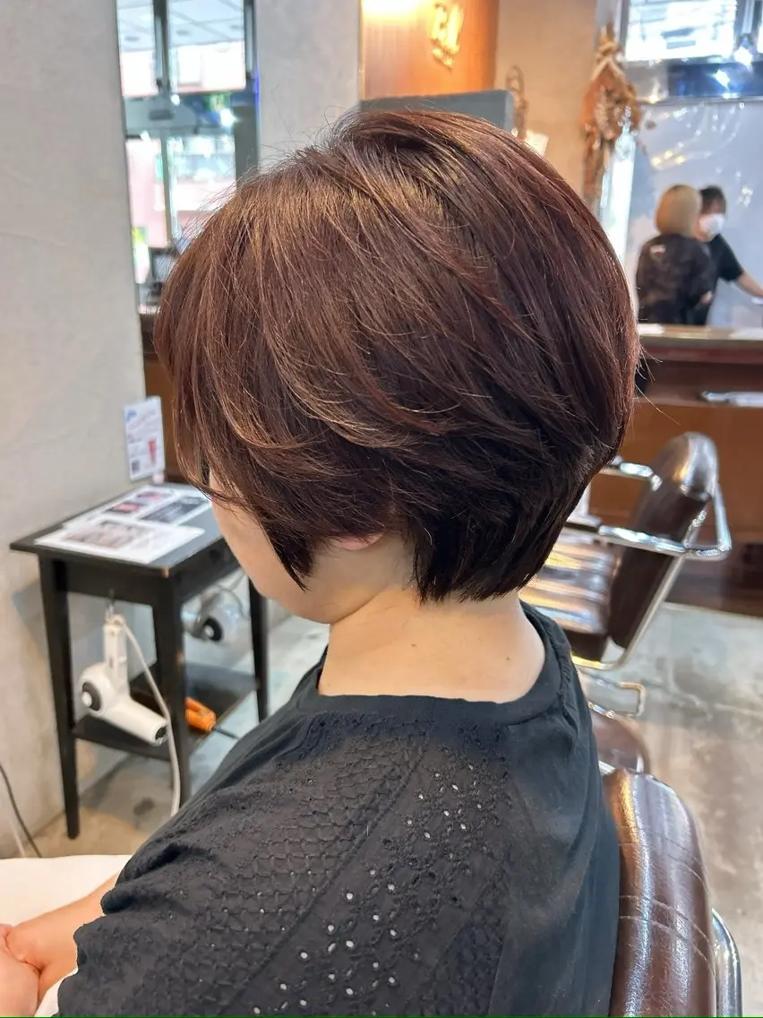 ショート カラー ショートボブ ブラウンカラー ピンクカラー ピンクブラウン ボブ カット ヘアカラー 桜田 修未のヘアスタイル