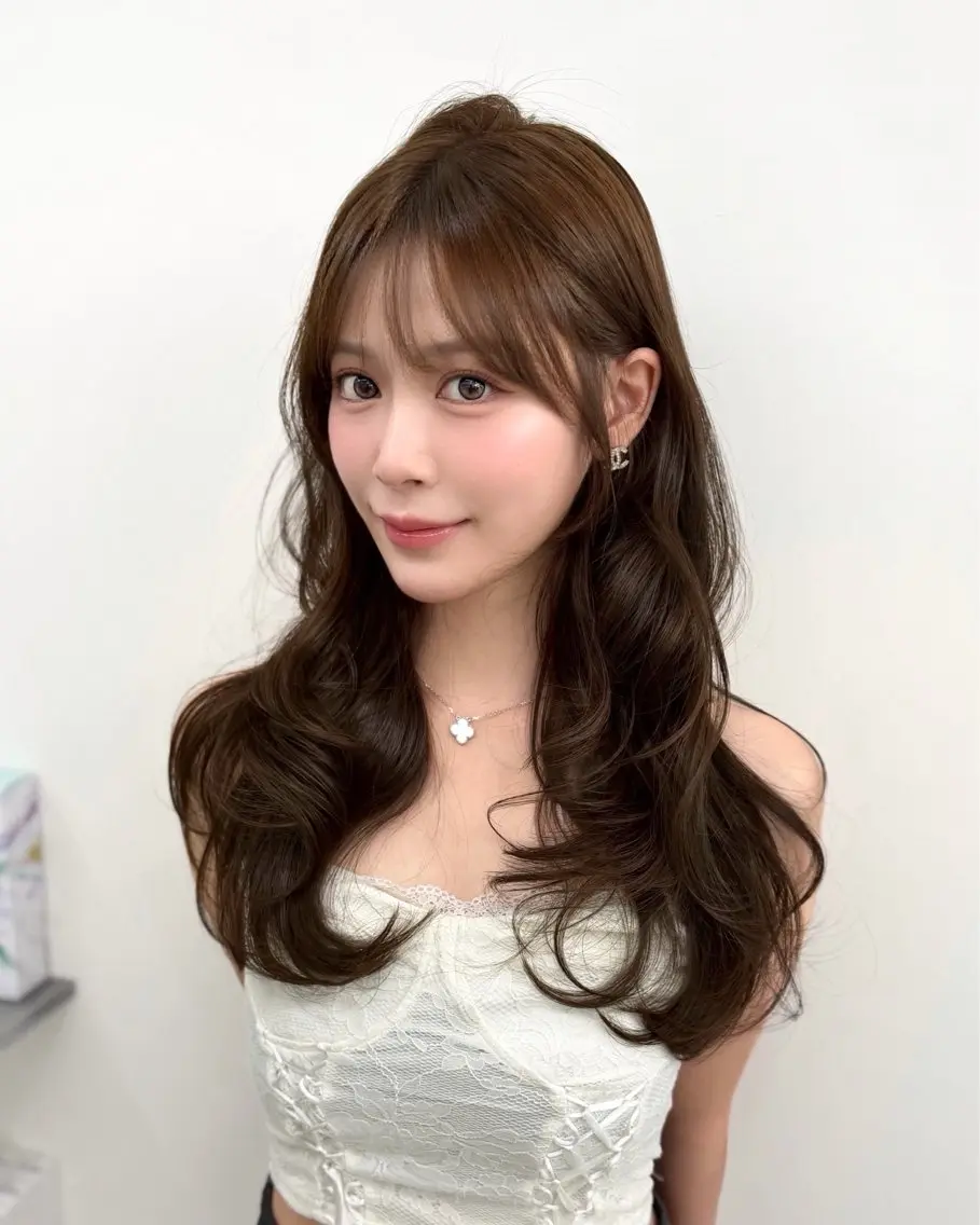 セミロング 顔周りカット 韓国風ヘア レイヤーカット カット ヘアカラー トリートメント ヘッドスパ ヘアセット 前髪顔まわりカット 🌈中村海聖のヘアスタイル