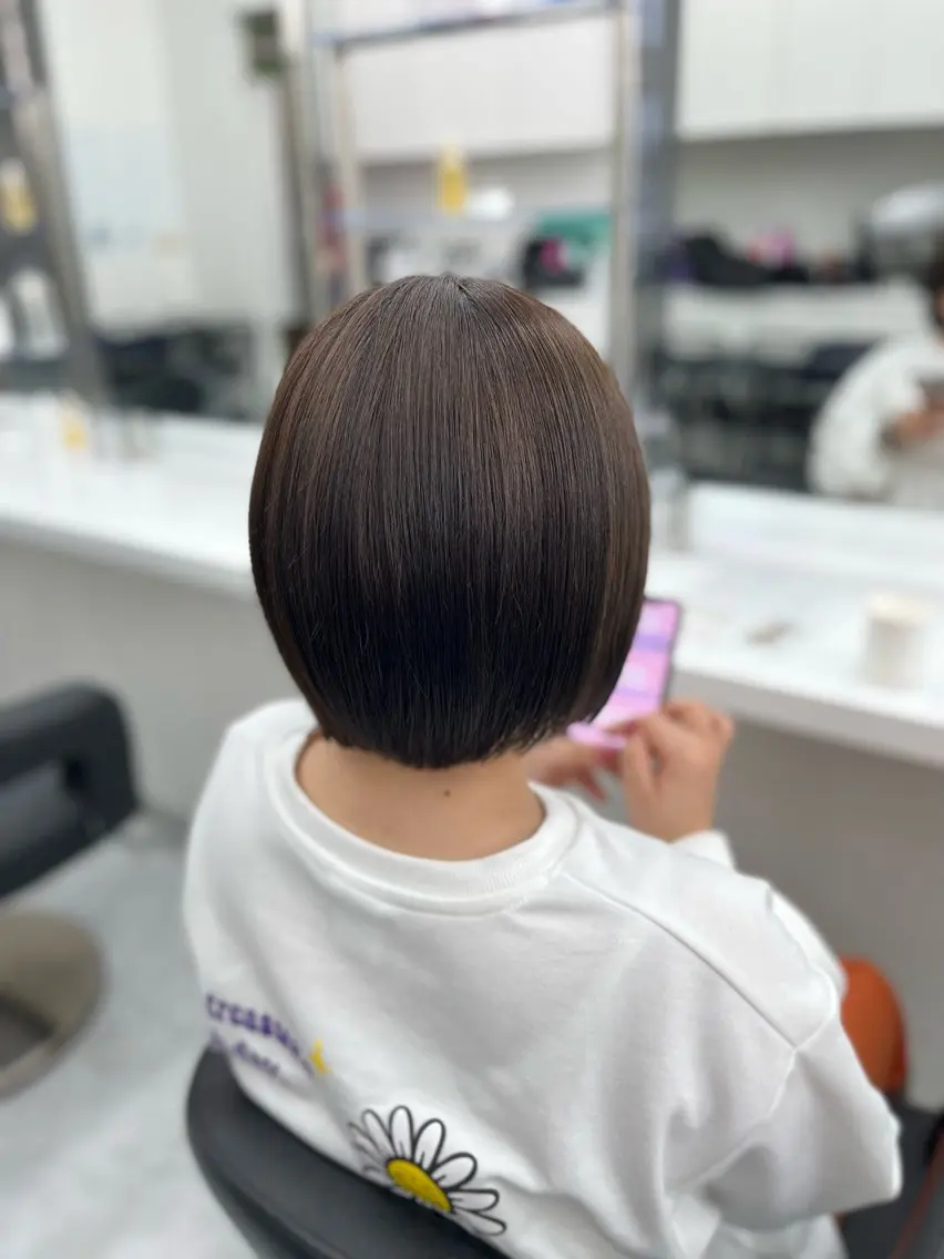 ショート カラー Zina熊本🫧 Kurehaのヘアスタイル