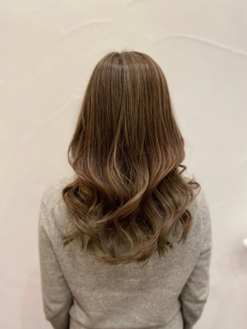 ロング カラー Ash中目黒店 榊間茜のヘアスタイル