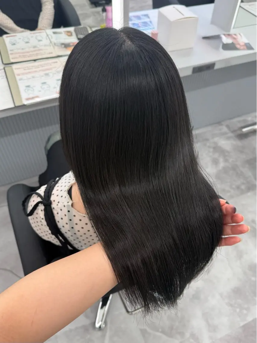 セミロング カット ヘアカラー トリートメント 透明感カラー/ 髪質改善/Yunaのヘアスタイル