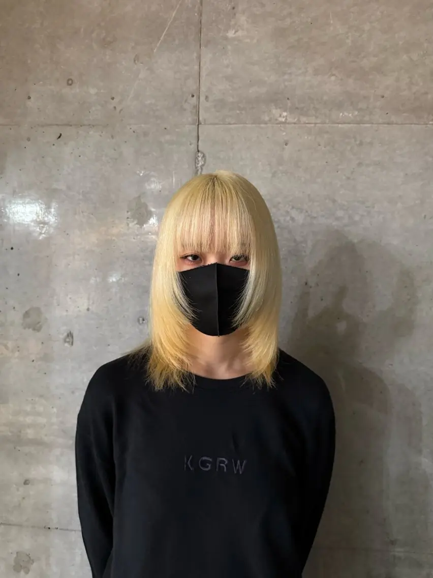 ミディアム カラー ブロンド ヘアカラー 【🥀履歴修正🥀】 ハイトーン職人/拓真のヘアスタイル