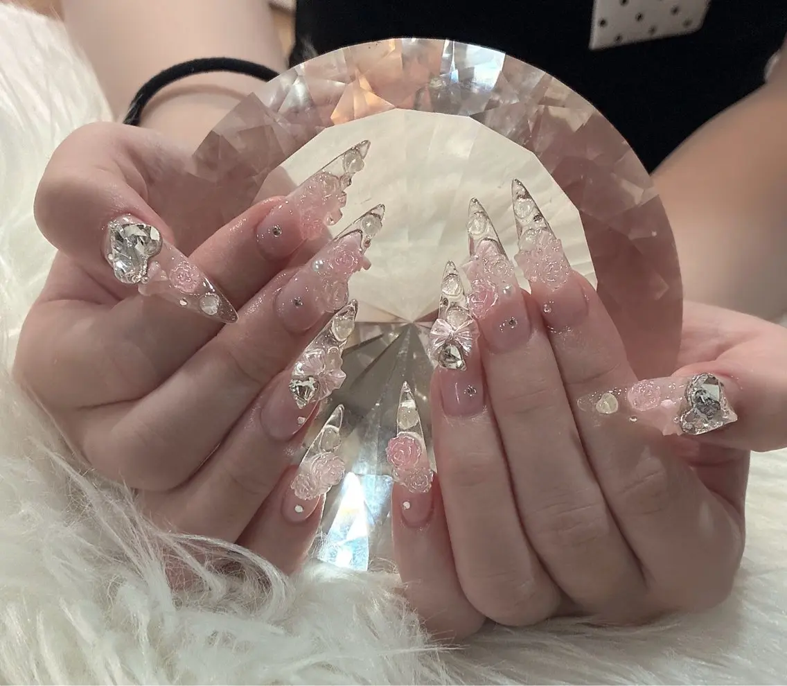 ネイル ハンドネイル LoaChaton kaeのネイルデザイン