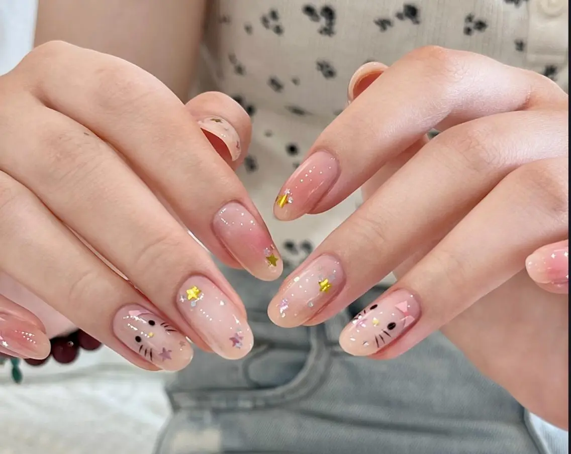 ネイル ハンドネイル ハンドケア 🍑 momo_nailのネイルデザイン