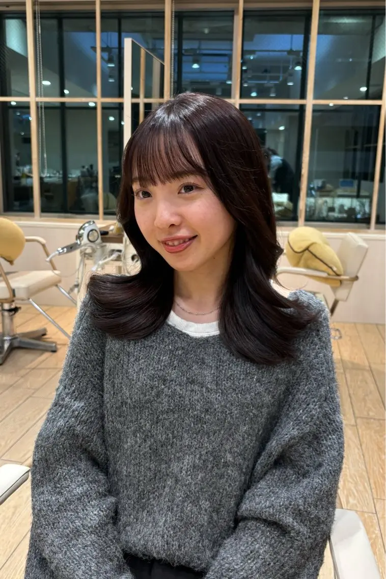 セミロング 顔周りカット 外ハネヘア ヘアカラー 似合わせカット⌇ヘア セット⌇A i‎🤍のヘアスタイル