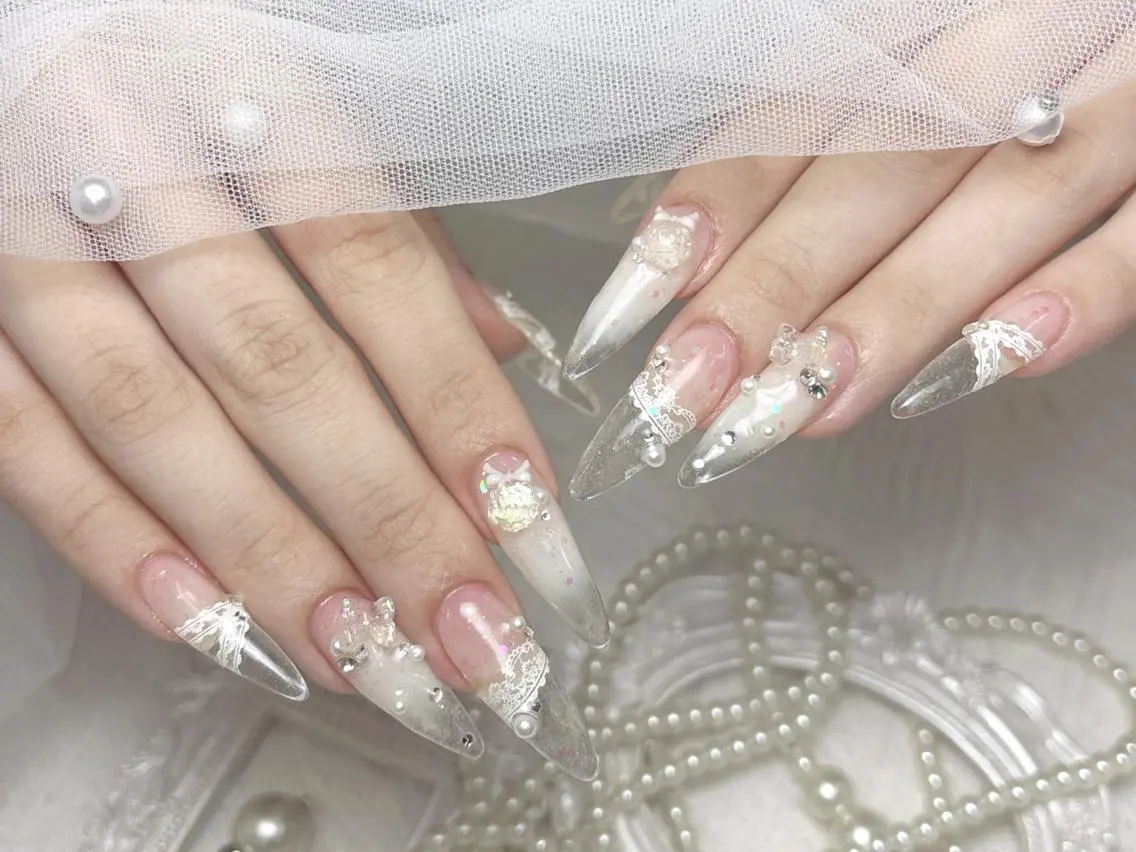 ネイル ジェルネイル 韓国ネイル マグネットネイル 持ち込み ワンカラーネイル ハンドネイル アールワン NAIL SALONのネイルデザイン