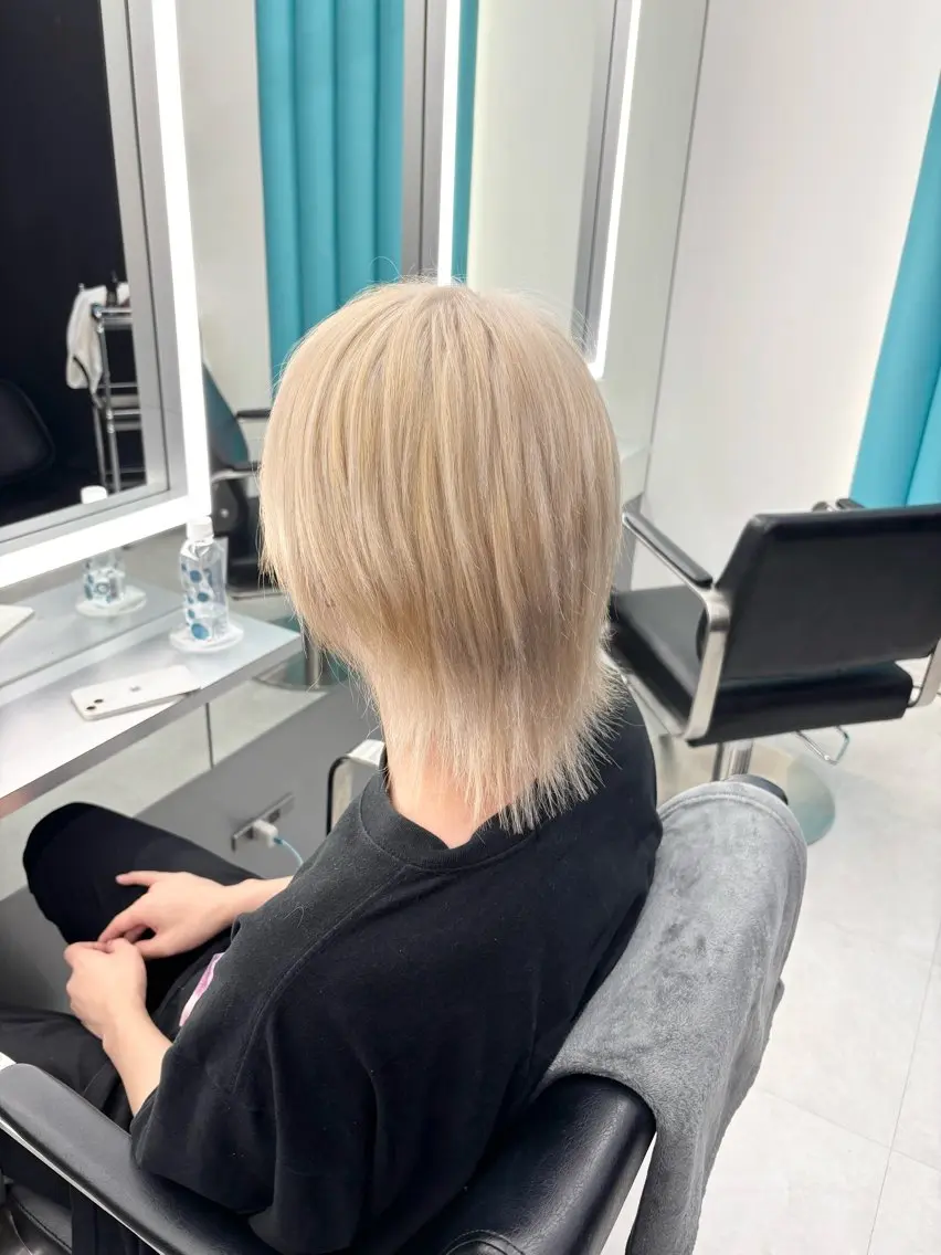 ショート カラー メンズ ベージュカラー カット ヘアカラー TACE AYANOのヘアスタイル