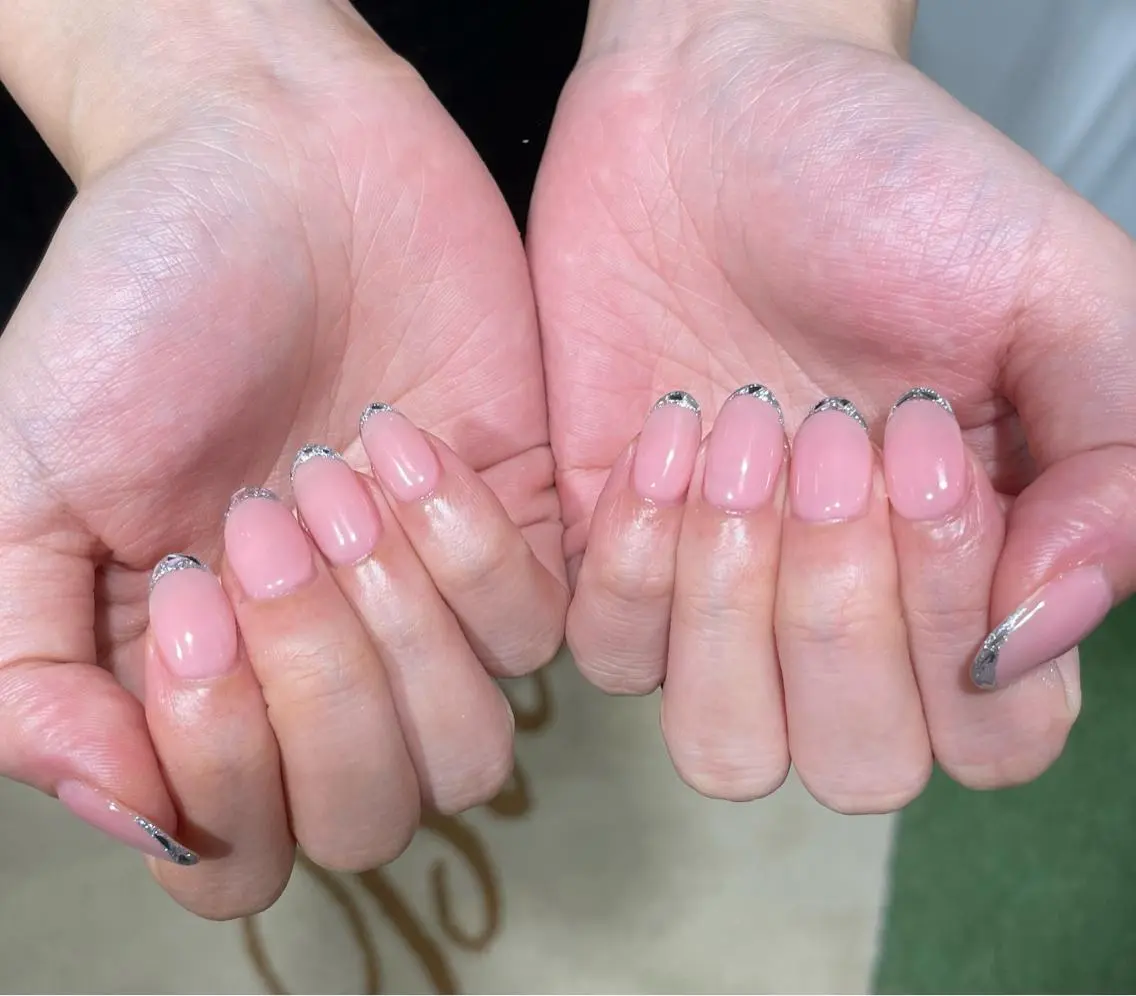 ネイル フレンチネイル ジェルネイル ガラスフレンチ パラジェル Mayu ・*のネイルデザイン