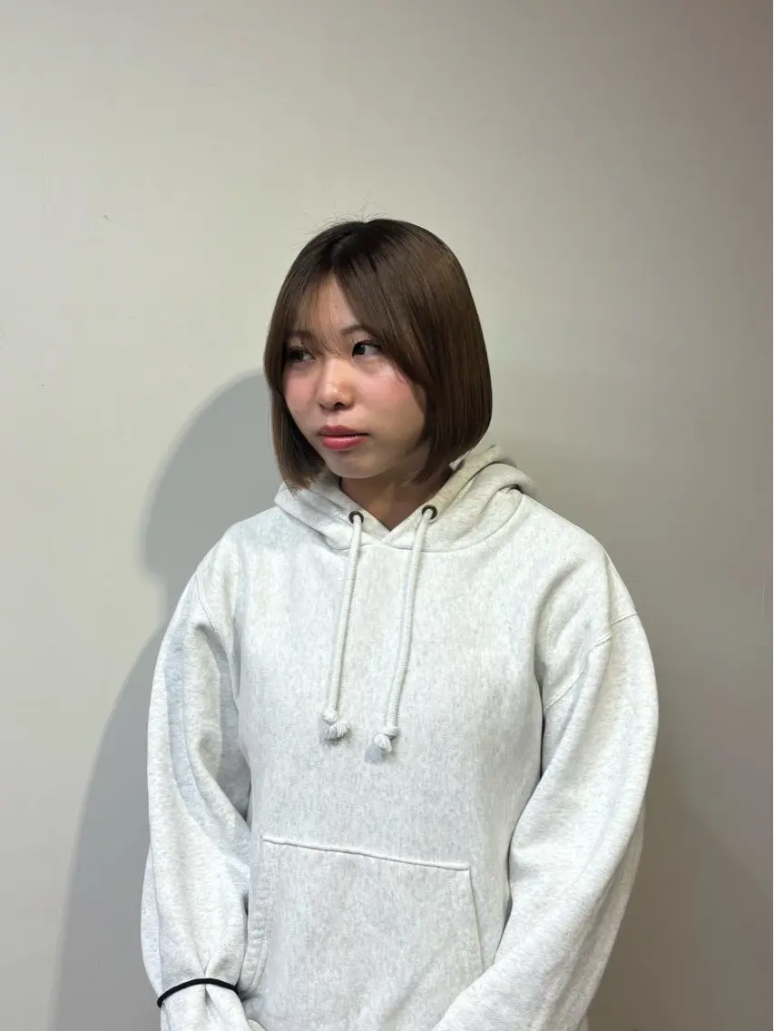 ミディアム ボブ 桂 奈穂のヘアスタイル