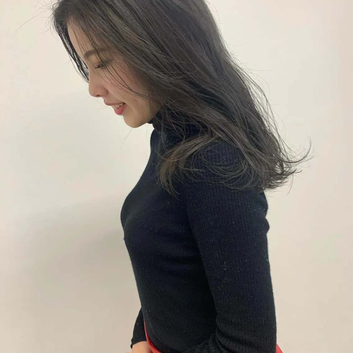 ロング カラー アディクシーカラー アッシュ カット ヘアカラー 石井 静のヘアスタイル