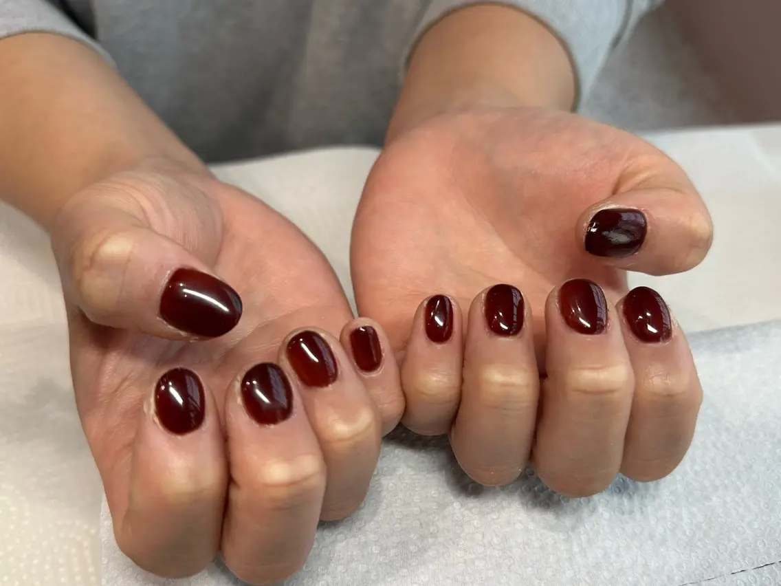 ネイル ブラウン Roy 心斎橋 IINUMAのネイルデザイン