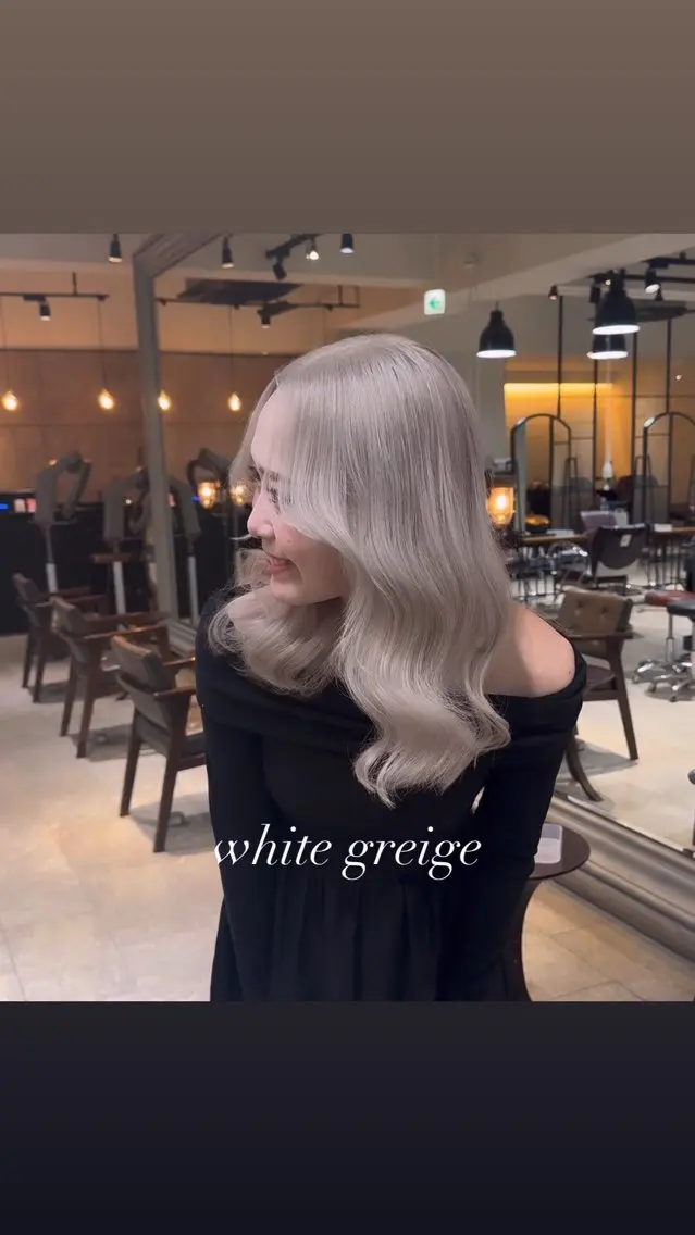 セミロング カラー カット ヘアカラー トリートメント ヘアセット 💜ハイトーン💛 マジカルかいちゃんのヘアスタイル