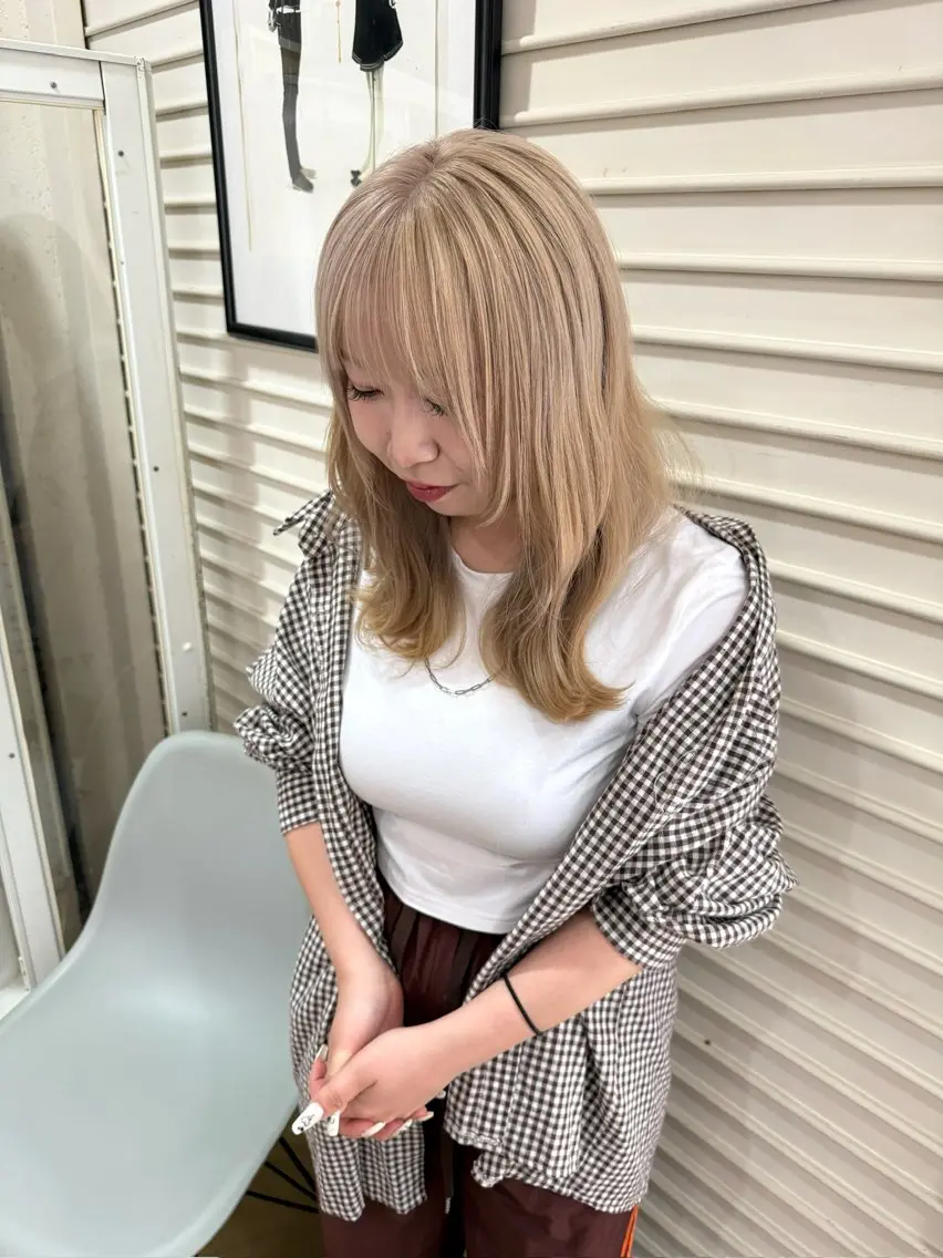 🩶5.6月限定🩶韓国風カラー エドル ケアトリプルカラー＋トリートメント🩶 20240円🩶の写真