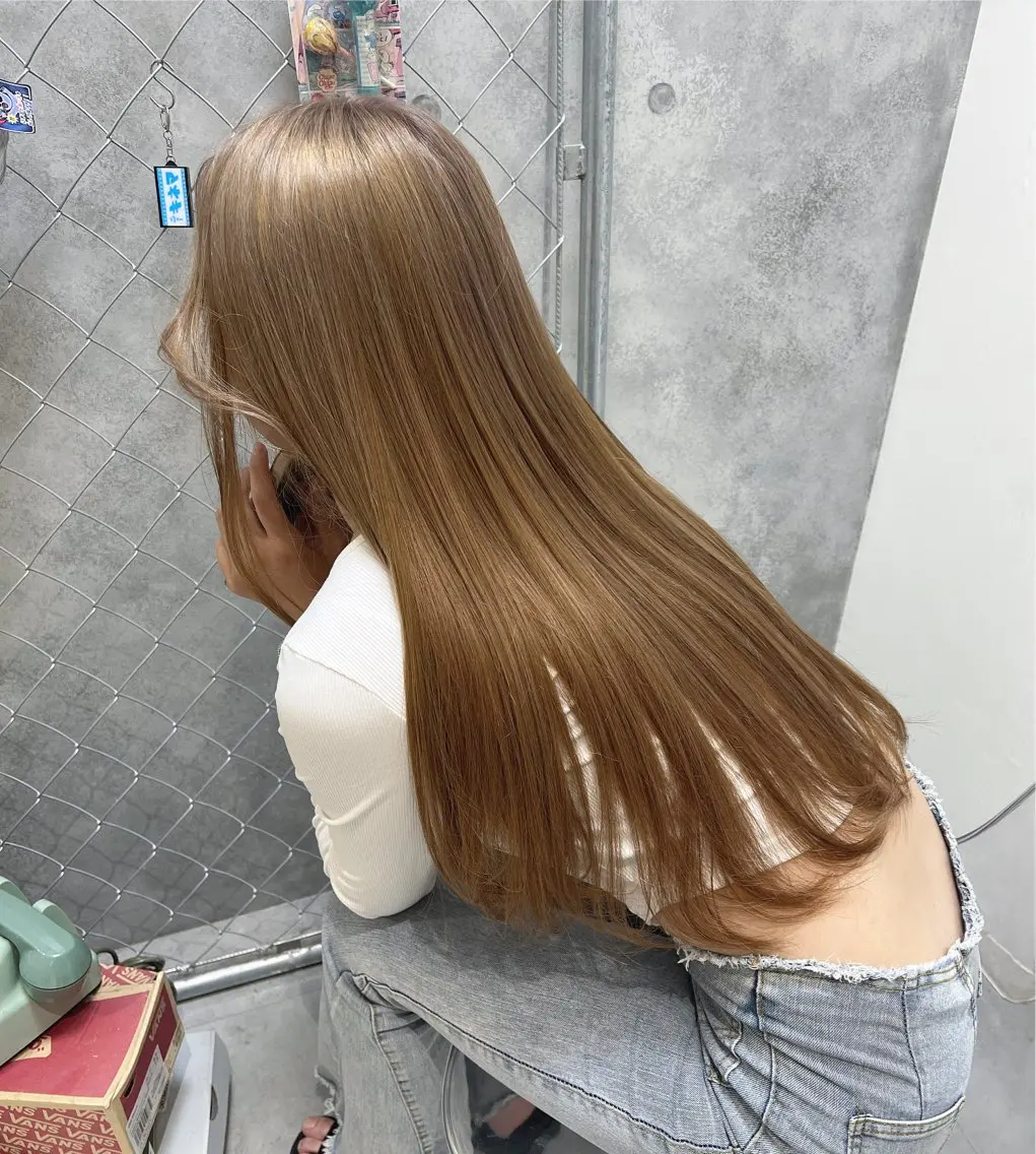 カラー ベージュカラー ayaka🫧 梅田ダブルカラーのヘアスタイル