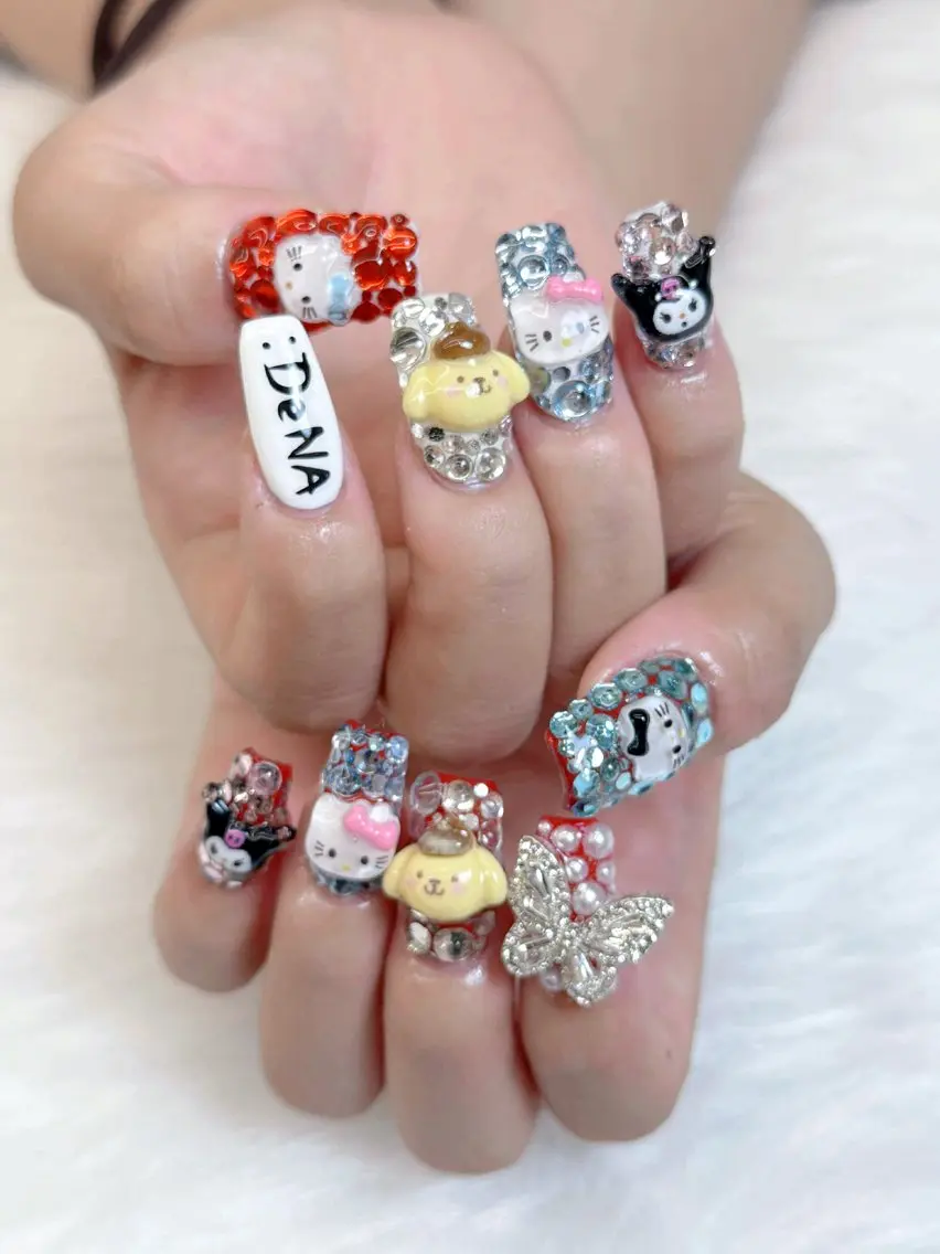 ネイル Luxe Nailのネイルデザイン