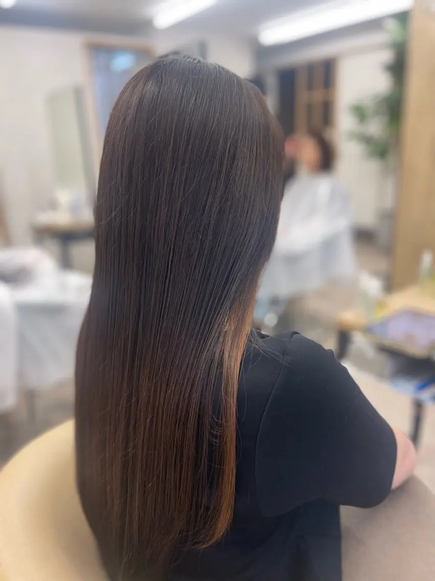 ロング カラー インナーカラー ロング カット パーマ 縮毛矯正 トリートメント ヘッドスパ 大久保 結加のヘアスタイル