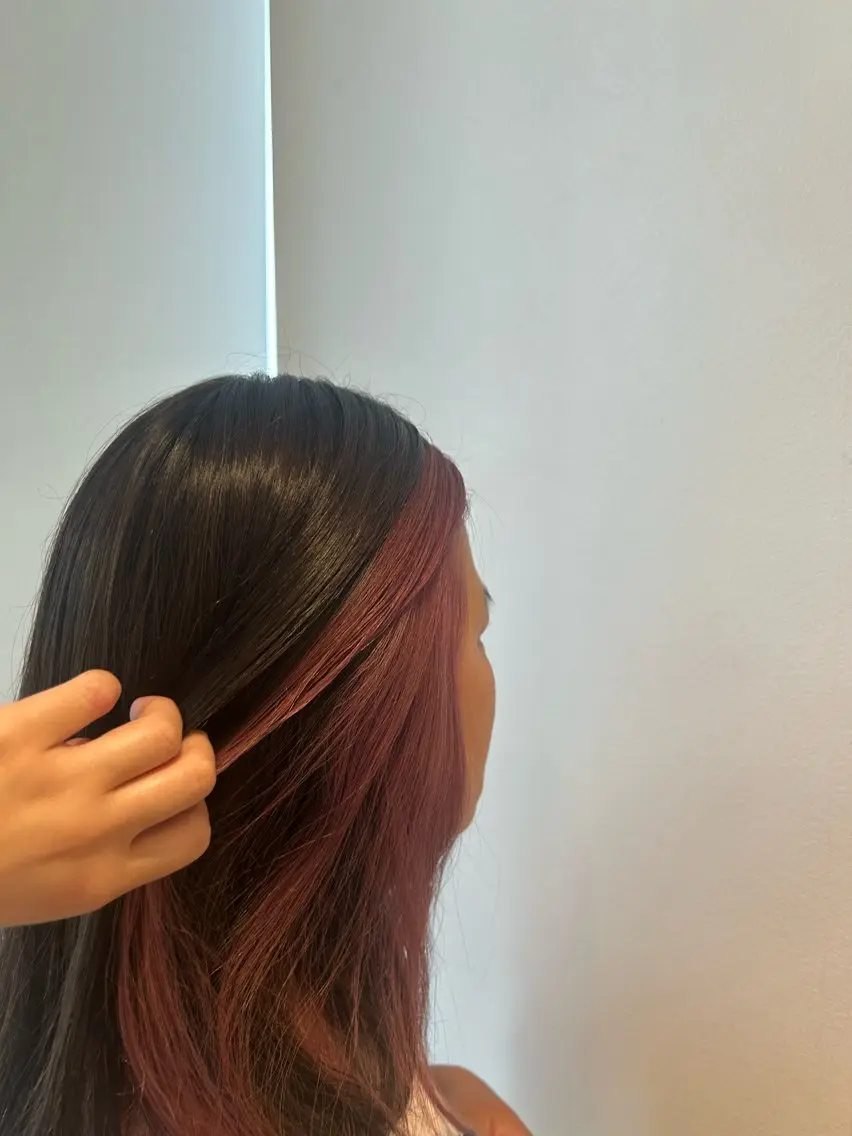 セミロング ヘアカラー 小谷 歩花のヘアスタイル