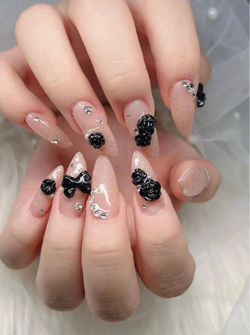 ネイル ハンドネイル Lee  Nails リーリンのネイルデザイン